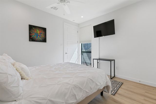 4305 Roseland Avenue, Dallas, TX 75204