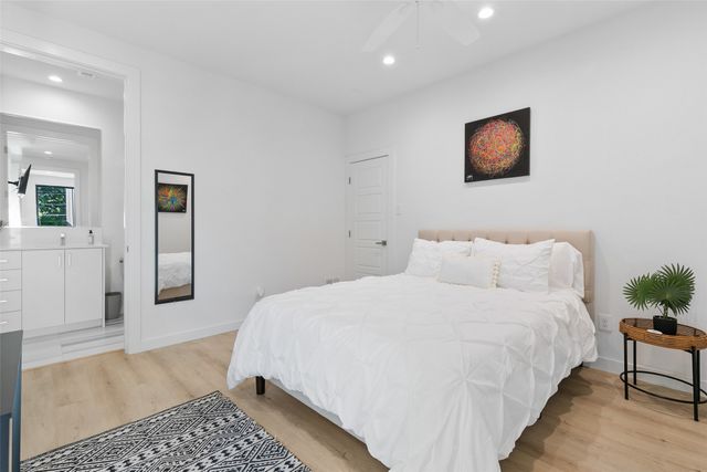 4305 Roseland Avenue, Dallas, TX 75204