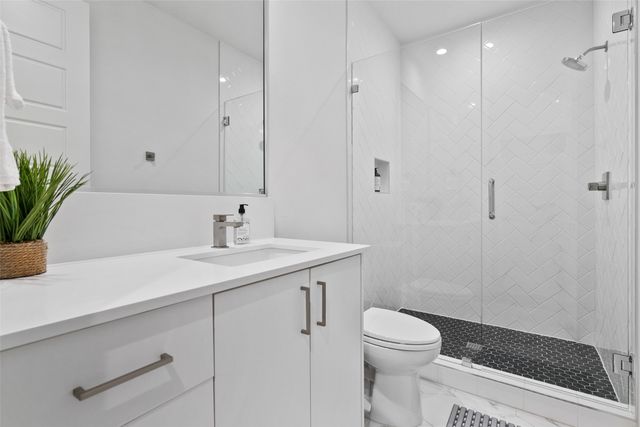 4305 Roseland Avenue, Dallas, TX 75204
