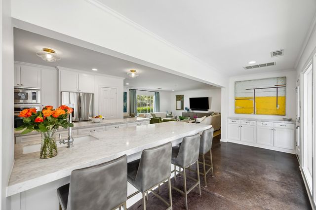 6123 Riverview Way, Houston, TX 77057