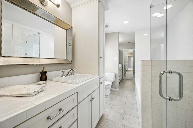 6123 Riverview Way, Houston, TX 77057