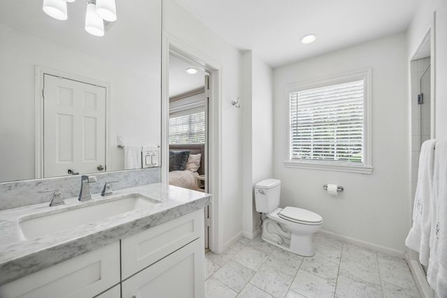 6123 Riverview Way, Houston, TX 77057