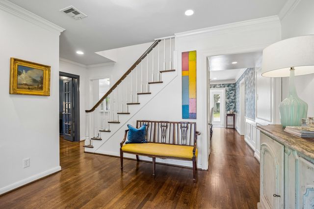 6123 Riverview Way, Houston, TX 77057