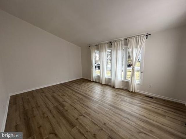 148 BELMONT DR, Wilmington, DE 19808