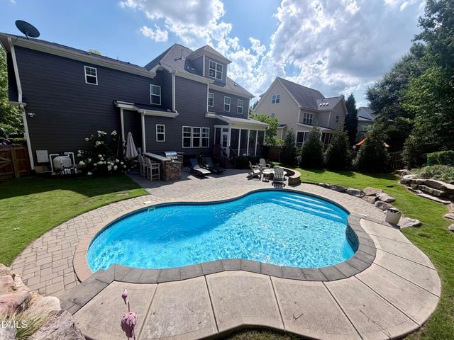 505 Wanderview Lane, Holly Springs, NC 27540