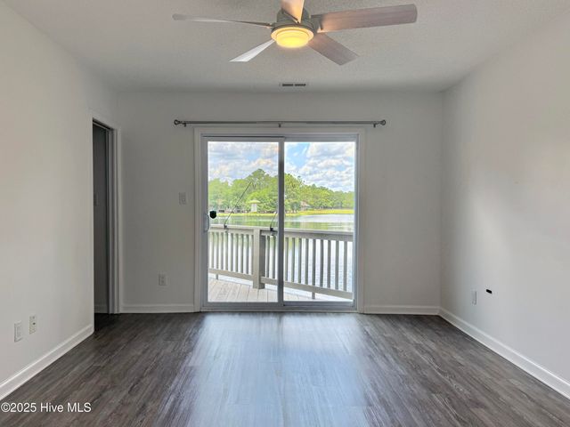7162 Windward Drive, New Bern, NC 28560
