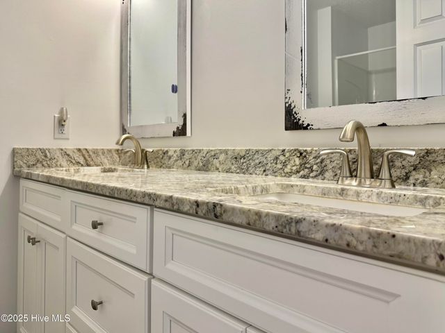 7162 Windward Drive, New Bern, NC 28560