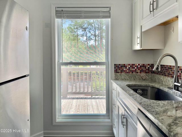 7162 Windward Drive, New Bern, NC 28560