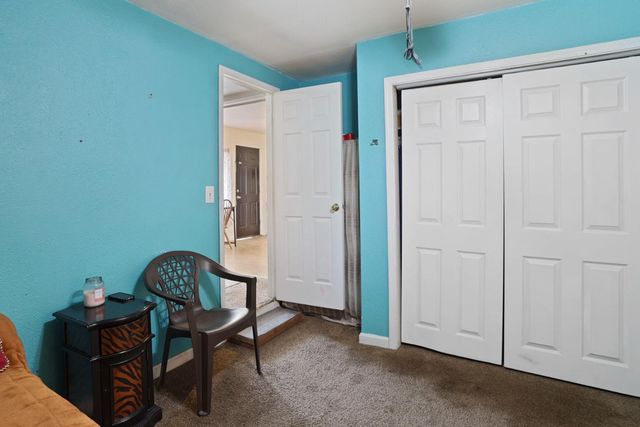 2337 E Alpine Ave, Stockton, CA 95205