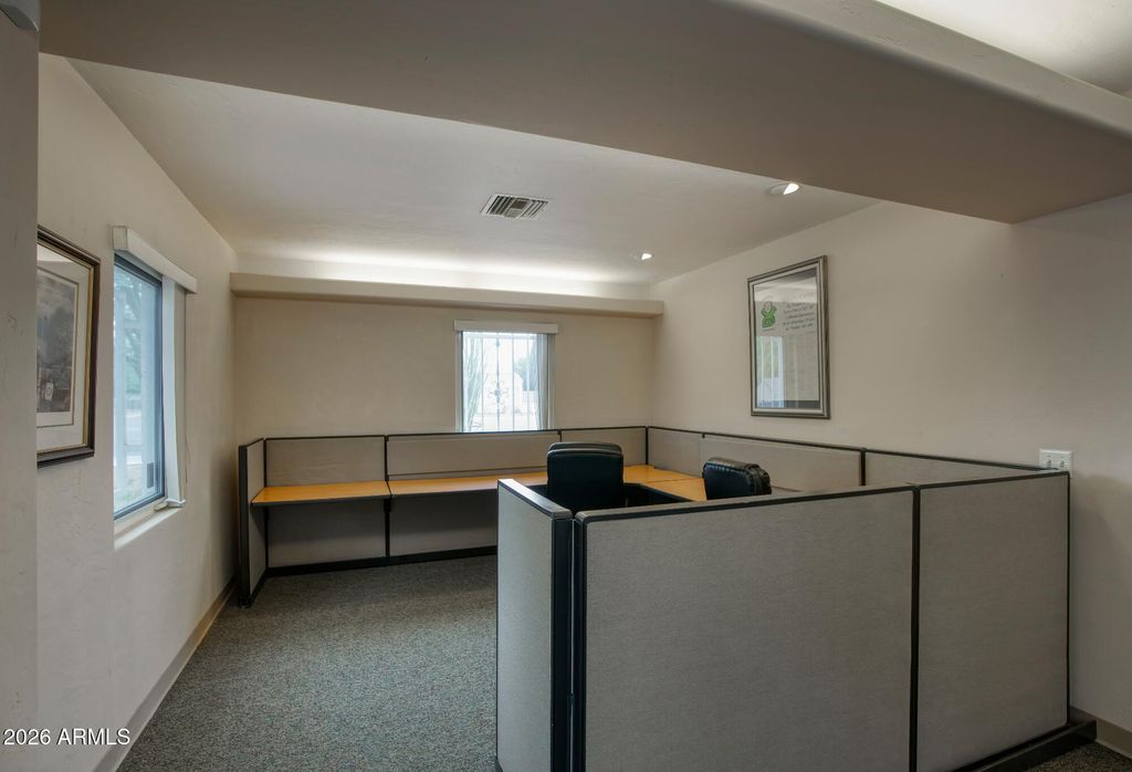 501 E OSBORN Road, Phoenix, AZ 85012 — exterior