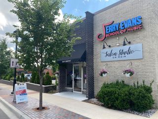 210 N Main Street, Wheaton, IL 60187