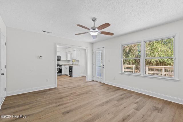 2210 Timberbrook Lane, Midway Park, NC 28544