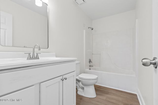 2210 Timberbrook Lane, Midway Park, NC 28544