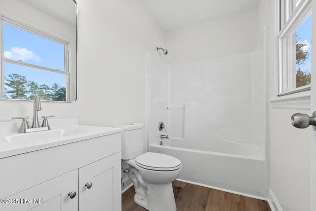 2210 Timberbrook Lane, Midway Park, NC 28544