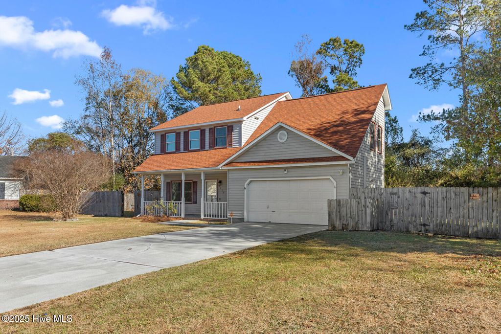 2210 Timberbrook Lane, Midway Park, NC 28544