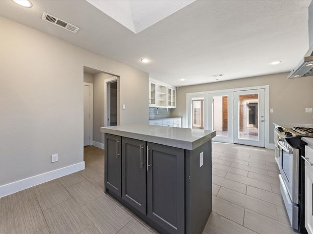 7109 Canongate Drive, Dallas, TX 75248