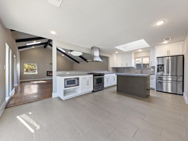 7109 Canongate Drive, Dallas, TX 75248