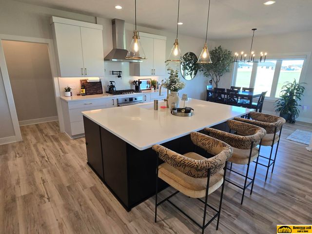 3540 Tree Line Drive, Lincoln, NE 68516