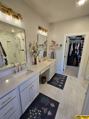 3540 Tree Line Drive, Lincoln, NE 68516