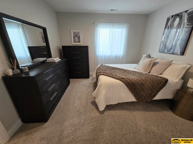 3540 Tree Line Drive, Lincoln, NE 68516