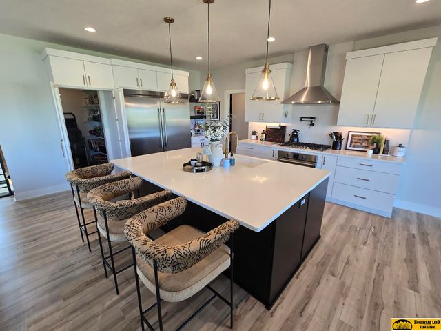 3540 Tree Line Drive, Lincoln, NE 68516