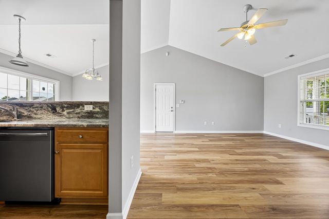 220 Loquat Ct., Myrtle Beach, SC 29579