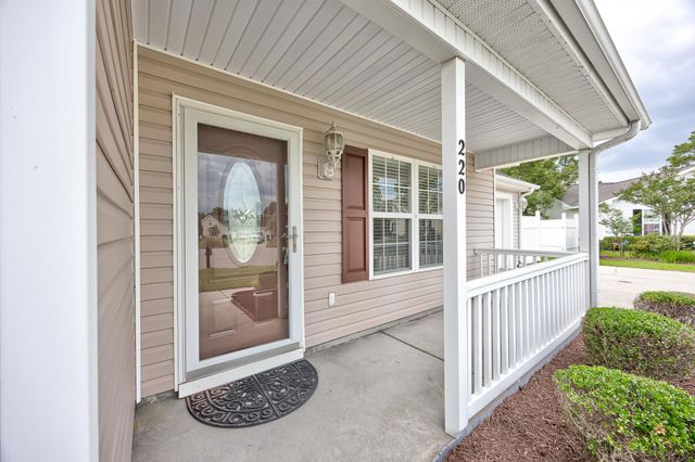 220 Loquat Ct., Myrtle Beach, SC 29579