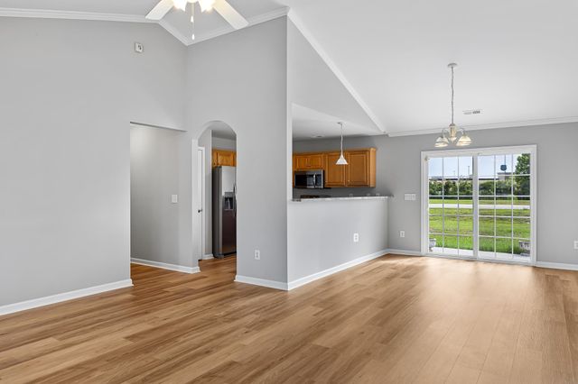 220 Loquat Ct., Myrtle Beach, SC 29579