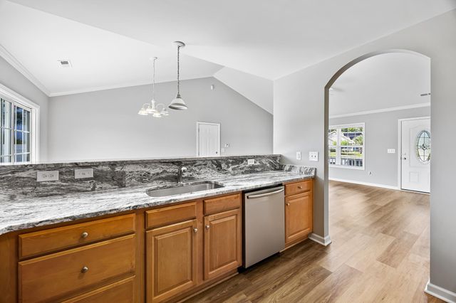 220 Loquat Ct., Myrtle Beach, SC 29579