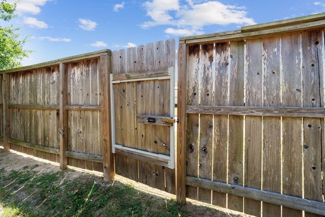 27527 Stonebrook Manor Lane, Katy, TX 77494