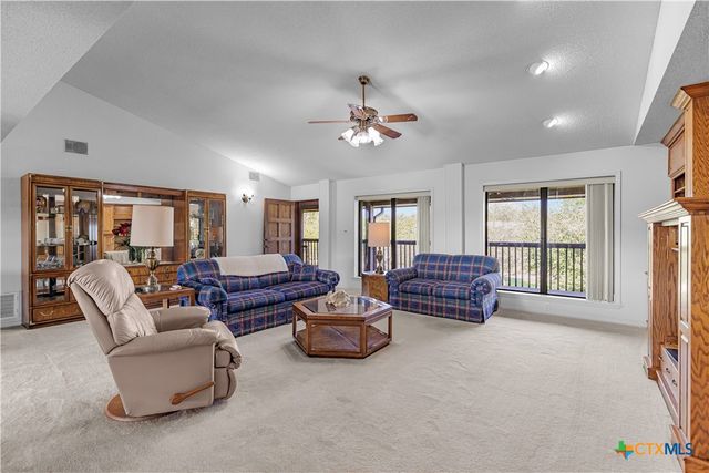 1401 W Main Street, Port O'connor, TX 77982