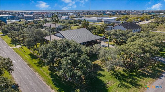 1401 W Main Street, Port O'connor, TX 77982