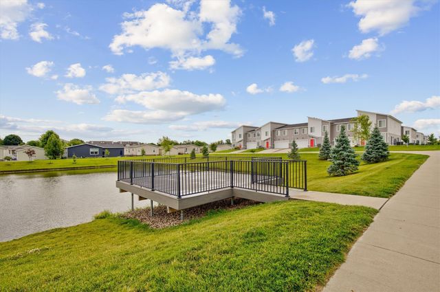 9536 Capstone Court, West Des Moines, IA 50266