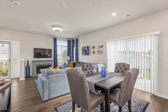 9536 Capstone Court, West Des Moines, IA 50266