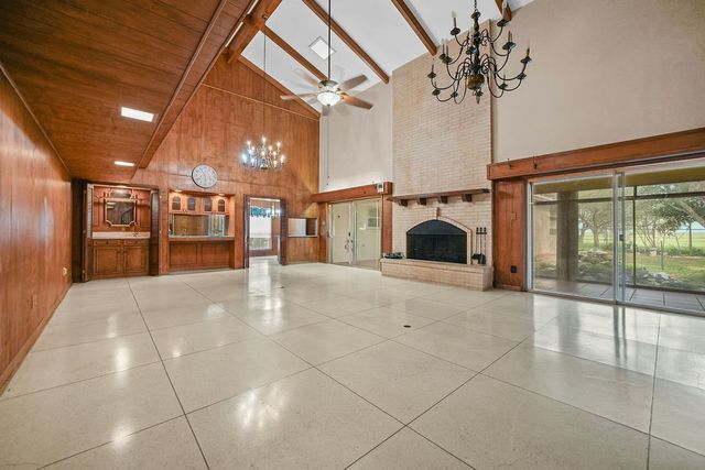 638 Retama Ave, Taft, TX 78390