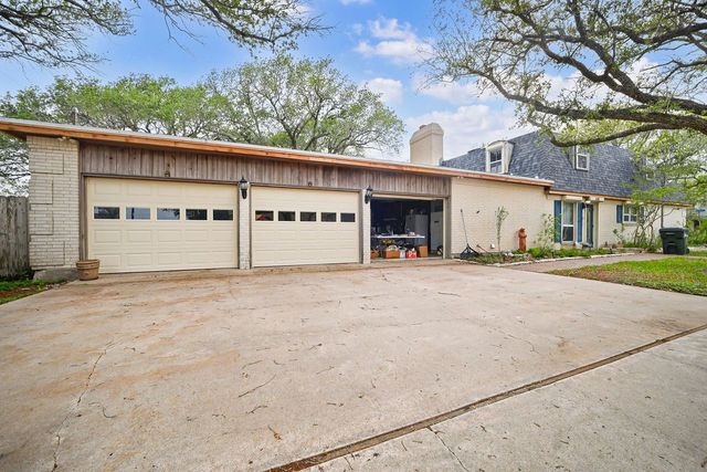 638 Retama Ave, Taft, TX 78390