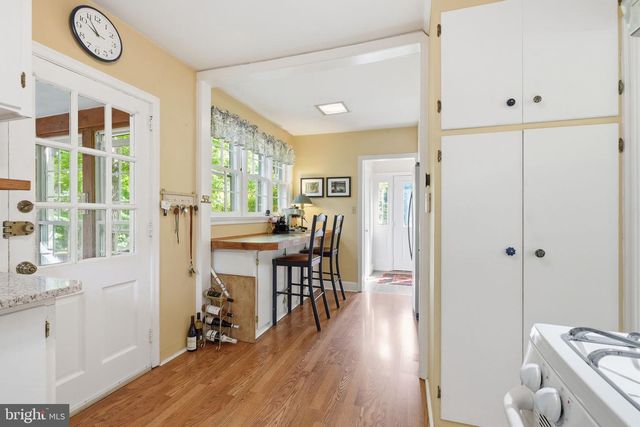 189 RIVER RD, Washington Crossing, PA 18977