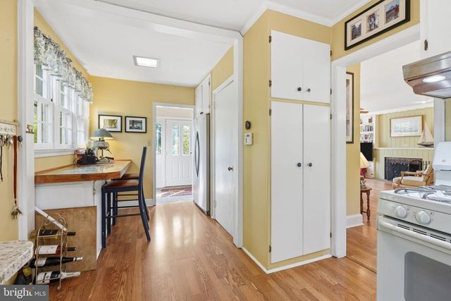 189 RIVER RD, Washington Crossing, PA 18977