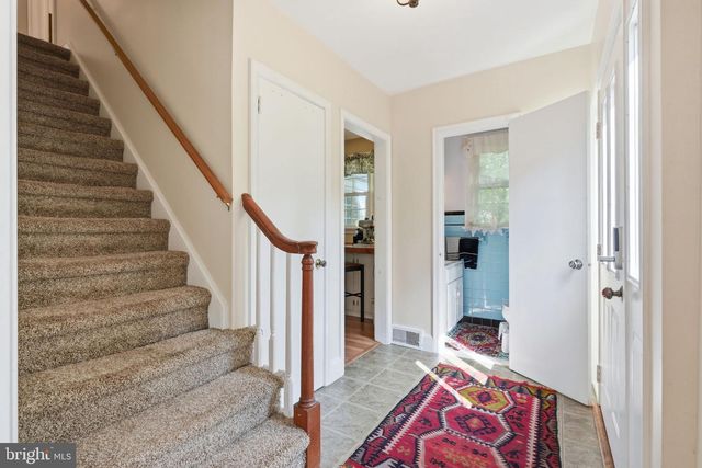189 RIVER RD, Washington Crossing, PA 18977