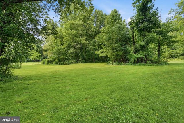 189 RIVER RD, Washington Crossing, PA 18977