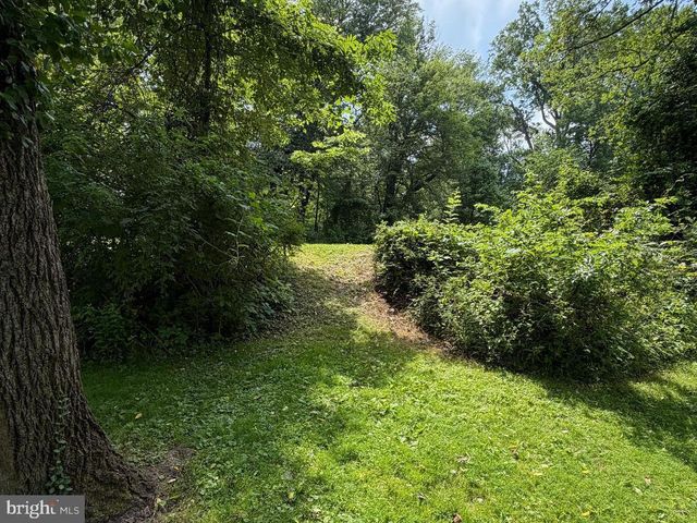 189 RIVER RD, Washington Crossing, PA 18977