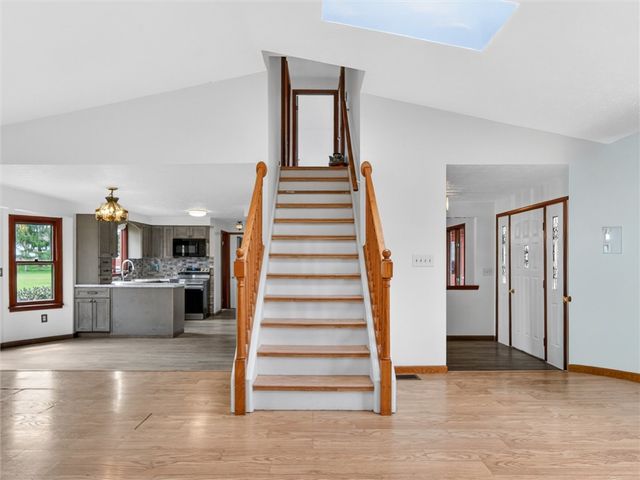 51 Clearwater Circle, Greece, NY 14612