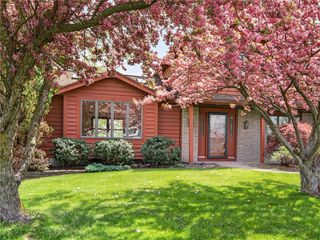 51 Clearwater Circle, Greece, NY 14612