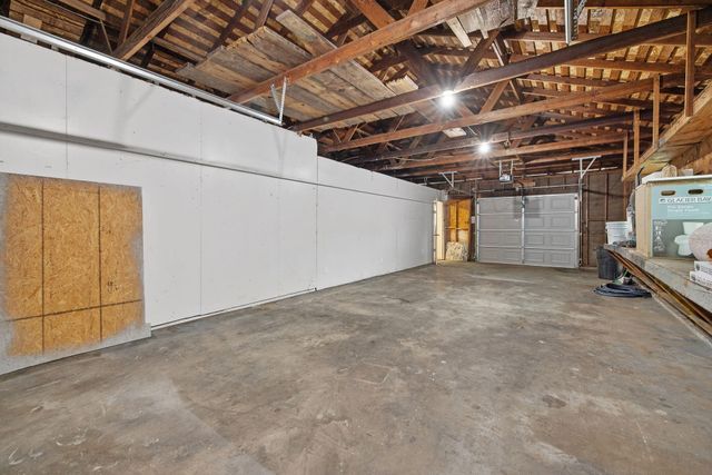 316 S D Street, Tulare, CA 93274