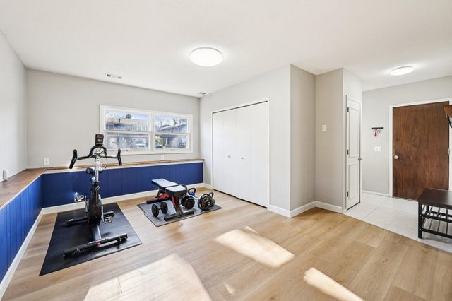 1605 Hillsboro Avenue, Golden Valley, MN 55427