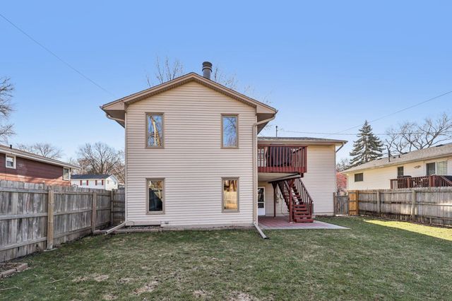 1605 Hillsboro Avenue, Golden Valley, MN 55427