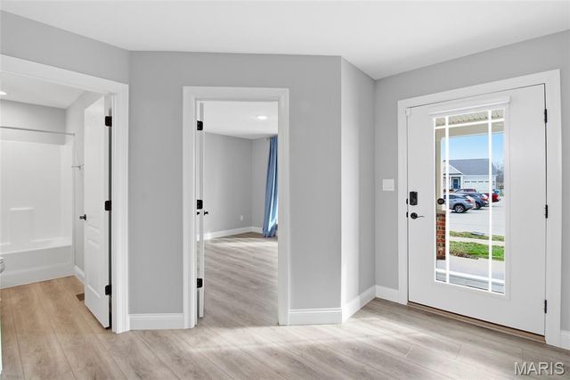 155 Palais Court, St Charles, MO 63301