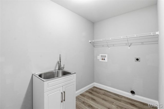 155 Palais Court, St Charles, MO 63301