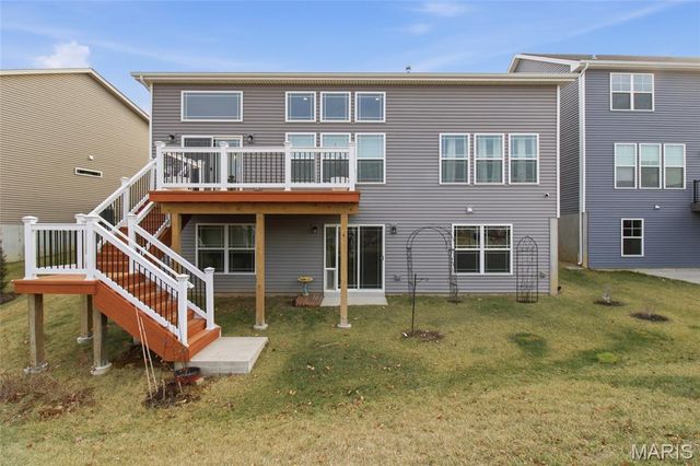 155 Palais Court, St Charles, MO 63301