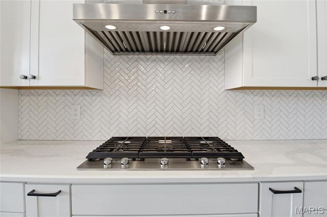 155 Palais Court, St Charles, MO 63301